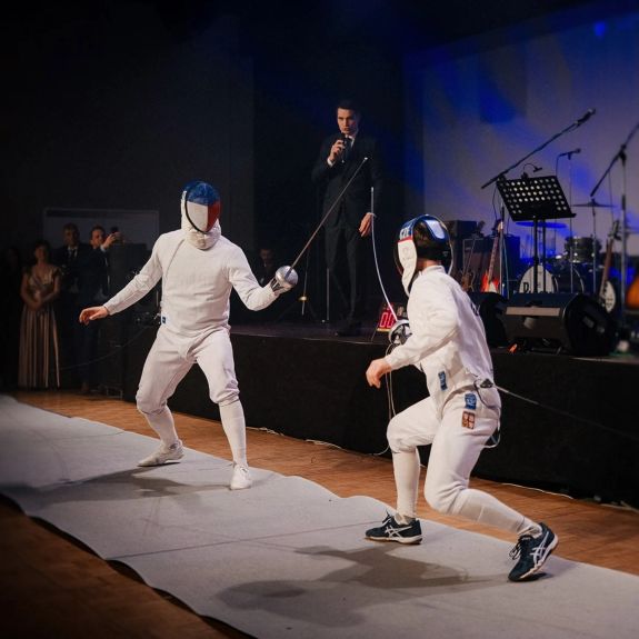 Děkujeme za skvělou atmosféru na univerzitním plese! 💙

Kompletní album fotek z velkého pátečního večera je hotové a zveřejněné. 📸 Najdete ho na našem facebookovém profilu, nebo ke stažení na webu 🔎 ples.upol.cz. Koukejte a hledejte se!
.
.
.
#univerzitapalackeho #palackyuniversity #olomouc #univerzitnimesto